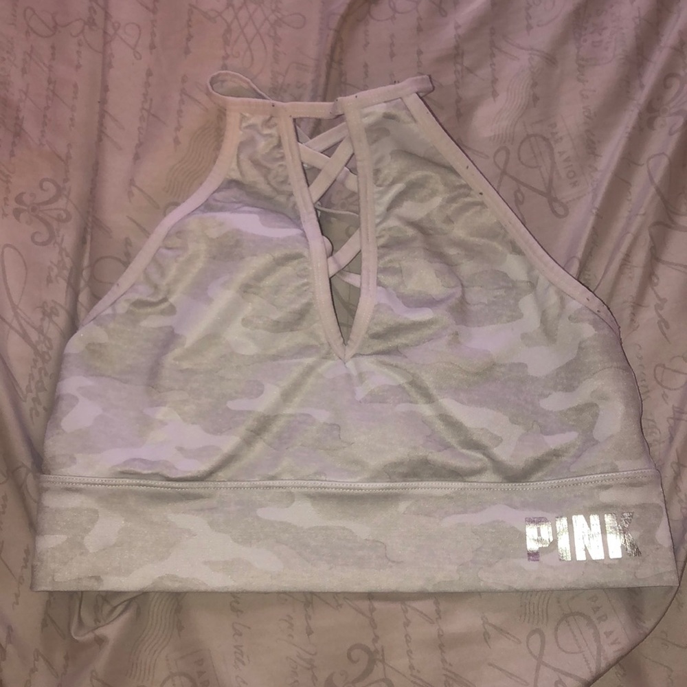 sports bra